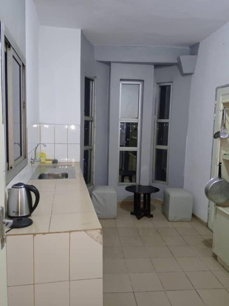 Appart Meuble Le Dakota Yaounde Exterior photo