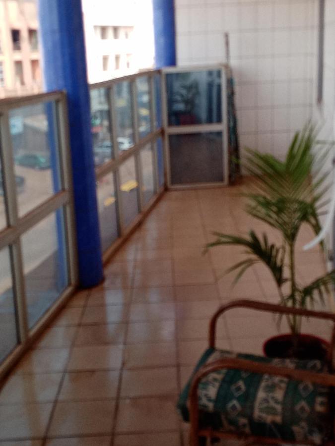 Appart Meuble Le Dakota Yaounde Exterior photo